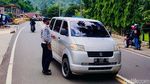 Penampakan Penutupan Total Jalan Poros Camba Maros Hari Ini Rabu 6 Desember
