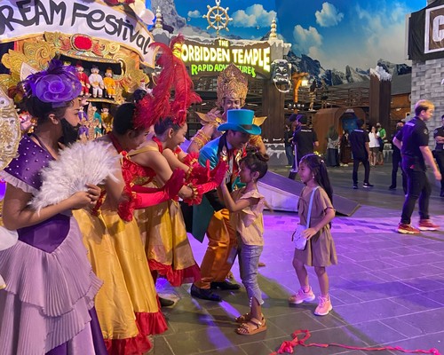 Potret keceriaan anak-anak saat berkunjung di Trans Studio Bali. (Trans Studio Bali)