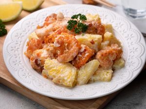 Resep Selada Udang dan Nanas yang Segar Creamy ala Restoran