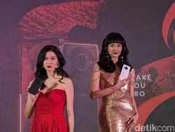 Wujud Sharp Aquos R8s Series, HP Flagship Masih Punya Headphone Jack