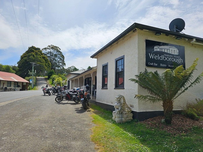 Sulit Cari Pegawai, Restoran Ini Terima Lamaran dari Mantan Napi dan Pemabuk