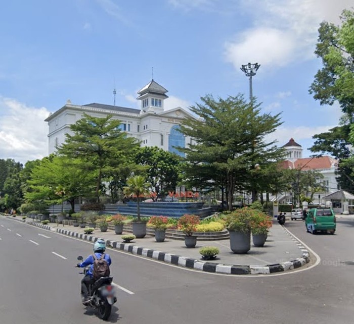 Taman Vanda Kota Bandung.