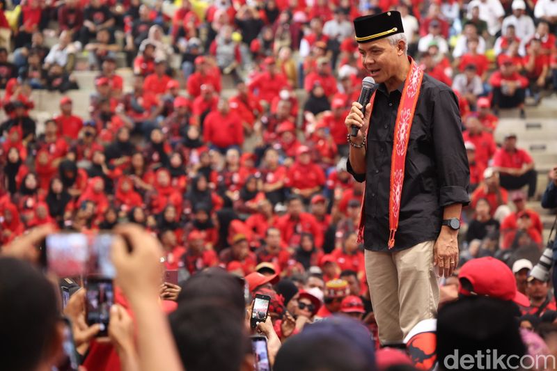 Temui Simpatisan dan TPD Kaltim, Ganjar Disambut Meriah