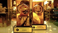 TOP Digital Awards 2023 mengusung tema “IT Governance and Cyber Security in Innovation of Business and Services”, merupakan kegiatan penilaian dan pemberian penghargaan yang diberikan kepada perusahaan dan instansi pemerintahan di Indonesia yang berhasil menerapkan dan menggunakan teknologi digital untuk berbagai aspek, seperti peningkatan kinerja, layanan, inovasi, dan daya saing bisnis. 