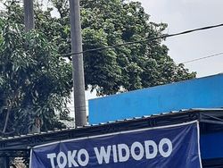 Tulisan Kreatif Para Pedagang yang Kocak Abis, Kok Kepikiran