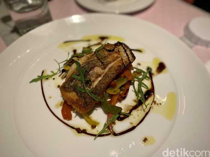 XXX by Leon Goldstein XXX by Leon Goldstein