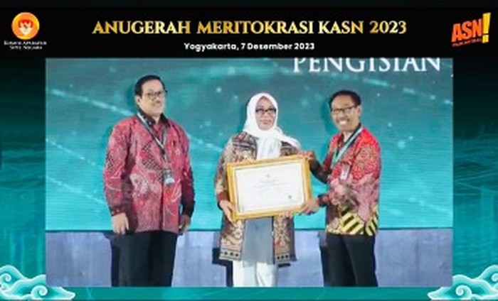 adv pemkot