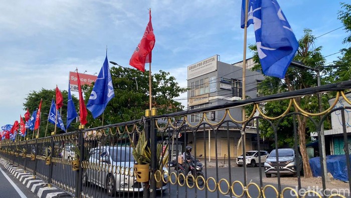 alat peraga kampanye di surabaya