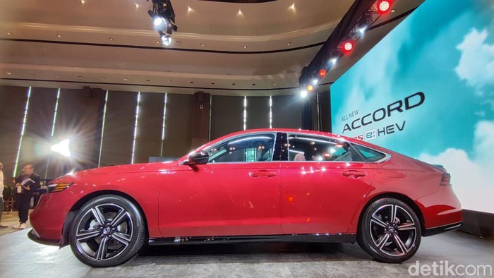 All New Honda Accord RS Hybrid.