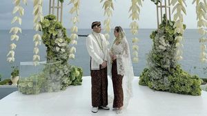 8 Foto Dekorasi Pernikahan BCL dan Tiko, Indah Bergaya Kontemporer