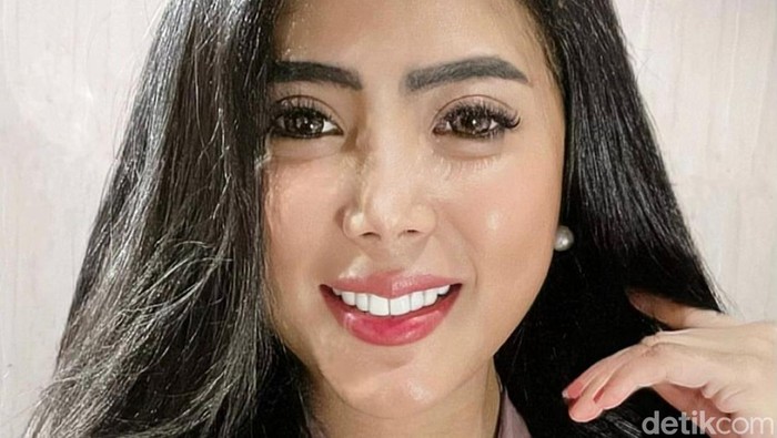 Destiya Nursahar