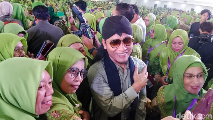 Gus Miftah sebut Emil Dardak sangat layak dampingi Khofifah di Pilgub 2024