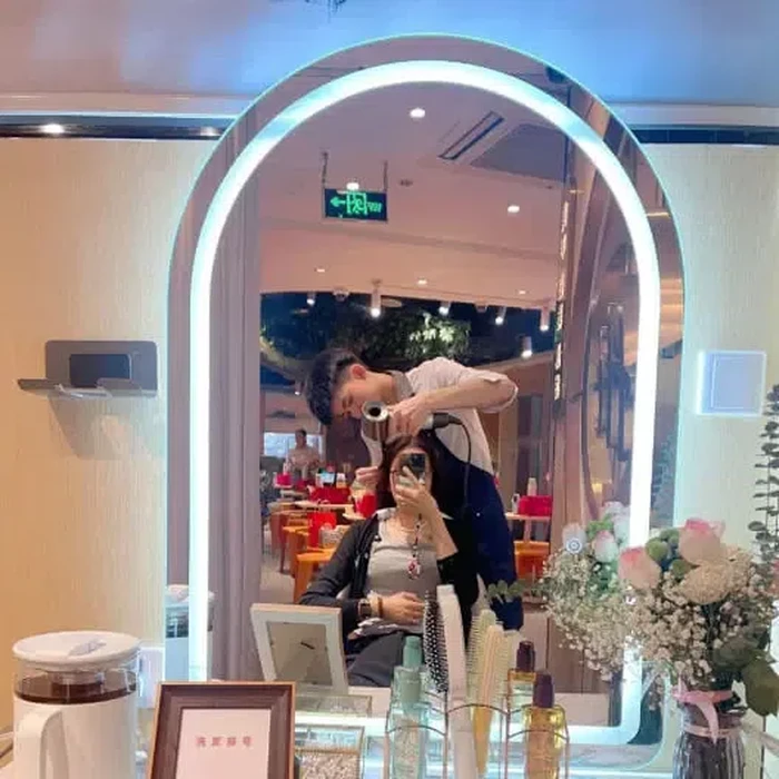 Haidilao menawarkan layanan cuci rambut