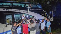 Penyelidik polisi di Distrik Huay Yang, Arnon Tangto, melaporkan penyelidikan awal, 14 orang tewas dan 32 orang terluka.
