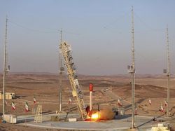 Iran Luncurkan Kapsul Berisi Hewan ke Luar Angkasa