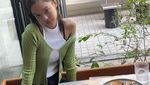 Jennie BLACKPINK Seru Kulineran, Ini Momennya Saat Ngopi dan Makan Burger