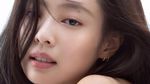 Jennie BLACKPINK Seru Kulineran, Ini Momennya Saat Ngopi dan Makan Burger