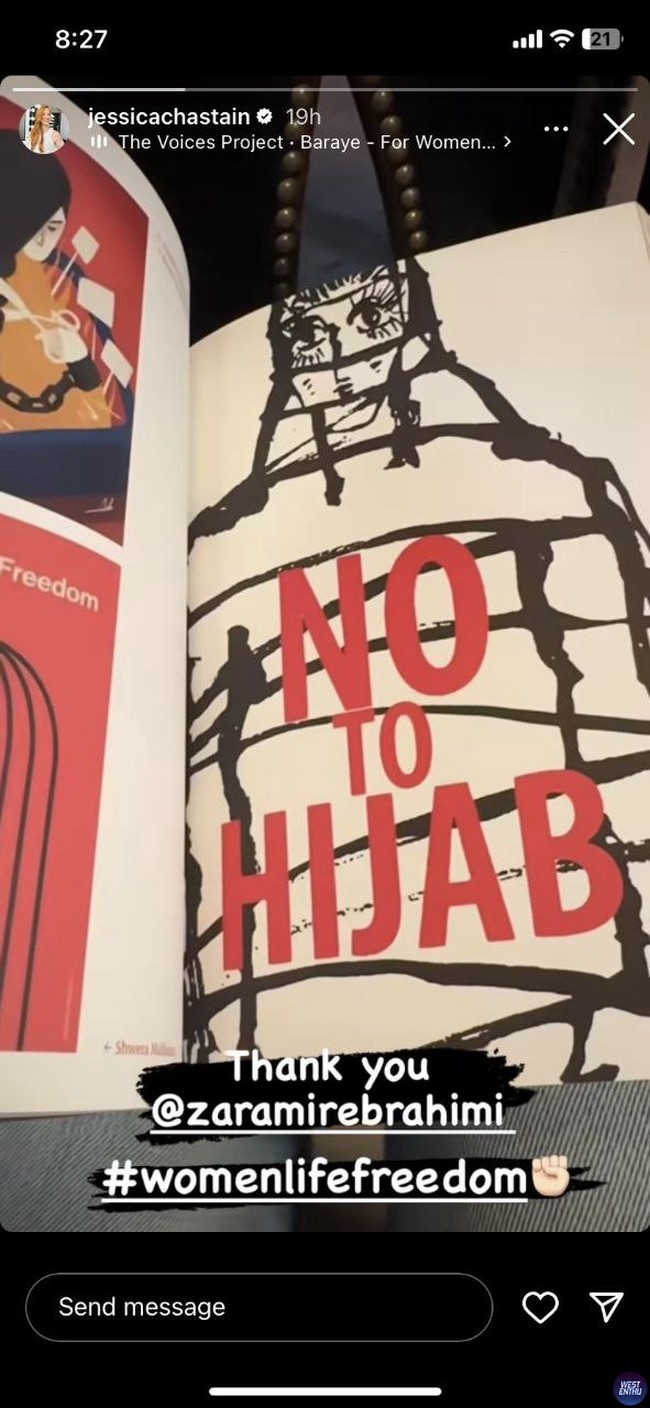 Dalam postingannya, terlihat gambar menyerupai wanita yang memang tidak berambut. Di atasnya tertulis NO TO HIJAB. Ia lalu menyematkan terima kasih kepada Zahra Amir Ebrahimi yang merupakan aktris, produser, dan sutradara asal Iran-Prancis. Foto: Instagram