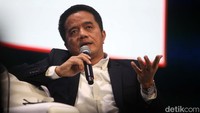 Sesi ini diisi Dirjen Aplikasi Informatika Kominfo Semuel Abrijani Pangerapan, pakar digital forensik Ruby Alamsyah dan pengamat media sosial Rustika Herlambang.  