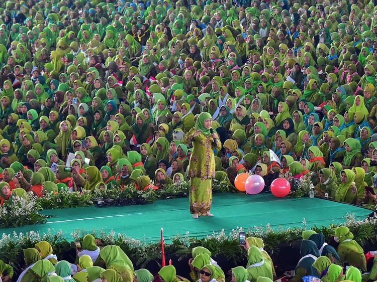 Khofifah Minta Doa Muslimat Jelang Pilgub Jatim 2024
