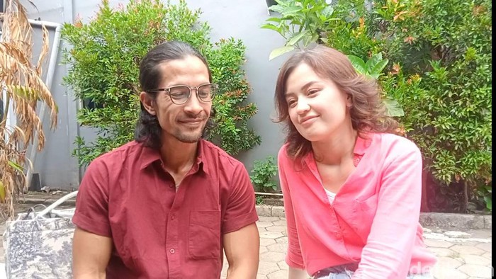 Edward Akbar dan Kimberly Ryder