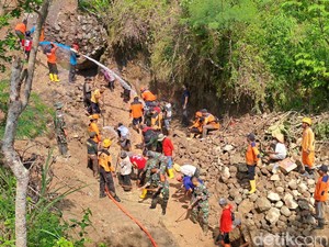 Hari Ketiga Pencarian Korban Longsor Wonogiri, Basarnas Ungkap Kesulitannya