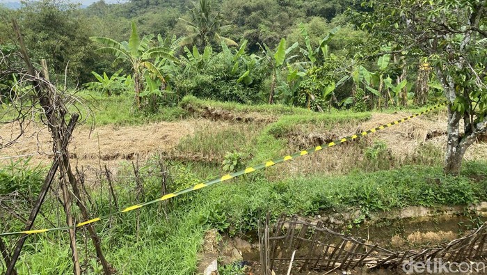Lokasi pergerakan tanah yang rusak 5 rumah di Sukabumi.