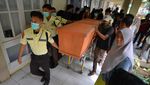 Momen Pilu Pemulangan 23 Jenazah Pendaki Gunung Marapi