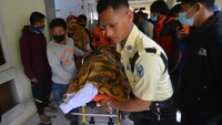 Tim relawan gabungan yang dipimpin Polda Sumbar pun telah menutup operasi pencarian 75 orang korban erupsi gunung Marapi.  