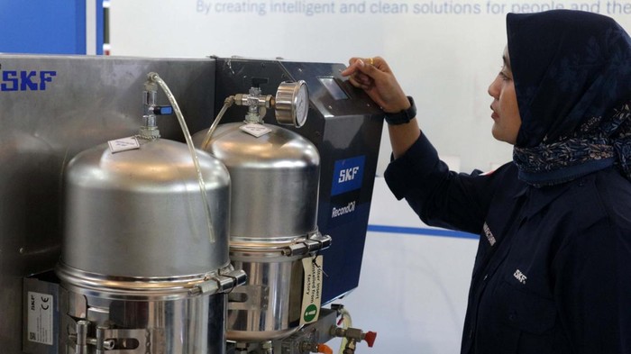 Pameran Manufacturing Indonesia 2023 digelar di JIExpo Kemayoran, Jakarta. Beragam peralatan pengolahan untuk industri dipamerkan.