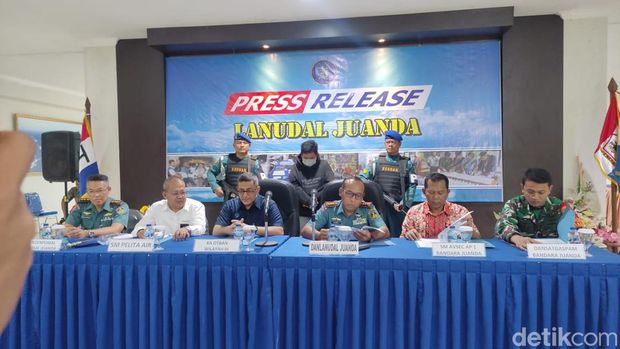 Penumpang Pelita Air canda bawa bom