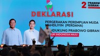 Sekjen Partai Gerindra, Ahmad Muzani yang hadir dalam acara tersebut juga memberikan sambutan di hadapan Pergerakan Perempuan Muda Nahdliyin (Perdana). 