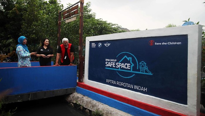 Peresmian BMW Safe Space di RPTRA Rorotan Indah BMW Indonesia bersama dengan organisasi nirlaba Save The Children meresmikan dan melakukan serah terima BMW Safe Space di RPTRA Rorotan Indah kepada para pengurus.