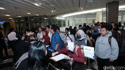 Potret Antusias Penonton Hadiri #DemiIndonesia Cerdas Memilih