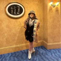 Beberapa waktu lalu Shindy juga sempat menghebohkan kala mengunggah tulisan yang mengisyaratkan jika dirinya berpisah dengan suaminya, Rendy Samuel. Rupanya unggahan tersebut hanyalah prank. Foto: Instagram/@rendyshindy_samuel