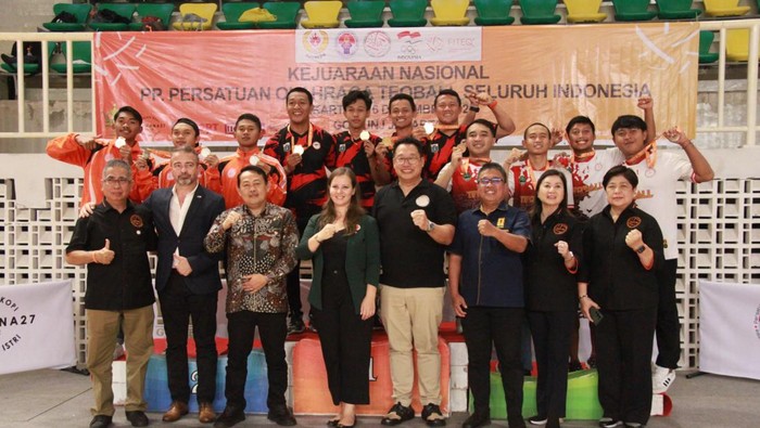 Pengurus Pusat Persatuan Olahraga Teqball Seluruh Indonesia (PP POTSI) sukses menggelar Kejuaraan Nasional Teqball 2023 (National Teqball Championships 2023) yang berlangsung di GOR Universitas Negeri Jakarta (UNJ), 4-6 Desember 2023.