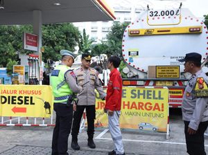 Truk BBM Melintang di Tendean Sudah Dievakuasi, Lalin Mulai Mencair