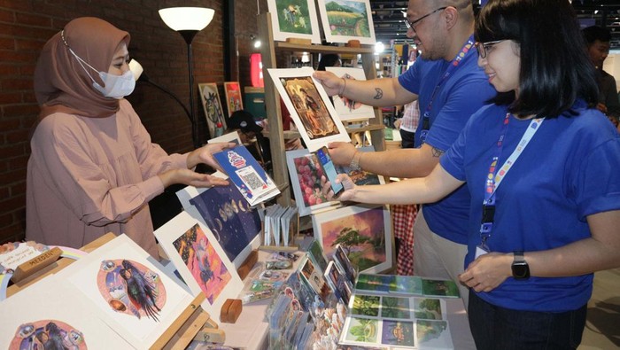 130 Merek Lokal Ramaikan Pameran di Fatmawati City Center SEMASAQU: Solopreneur Market digelar di Fatmawati City Center, Jakarta. Lebih dari 130 merek lokal berpartisipasi dalam ajang ini.