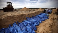 Israel mengaku telah menyerang 250 sasaran di Gaza dalam sehari. Menurut sebuah postingan di X, ini sesuai dengan arahan bahwa personel militer Israel ditugaskan untuk menemukan dan menghancurkan senjata, terowongan bawah tanah dan bahan peledak Hamas. (AP Photo/Mohammed Dahman)