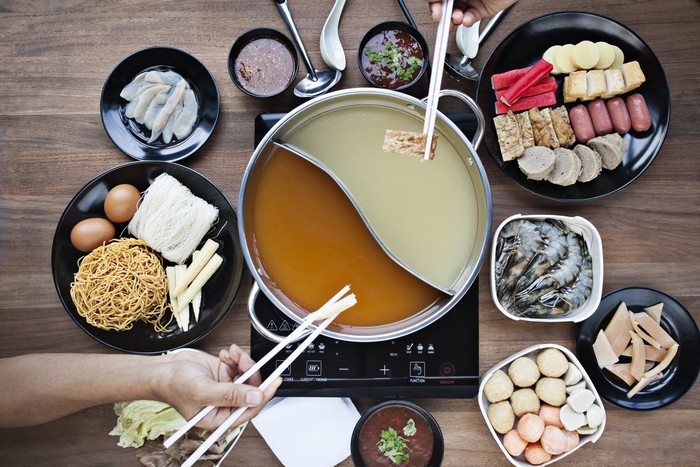 Agar Tak Gampang Kenyang, Ini 5 Tips Makan AYCE Hot Pot dan Shabu