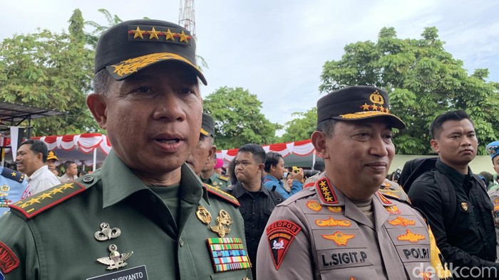 Panglima TNI Jenderal Agus Subiyanto dan Kapolri Jenderal Listyo Sigit Prabowo.