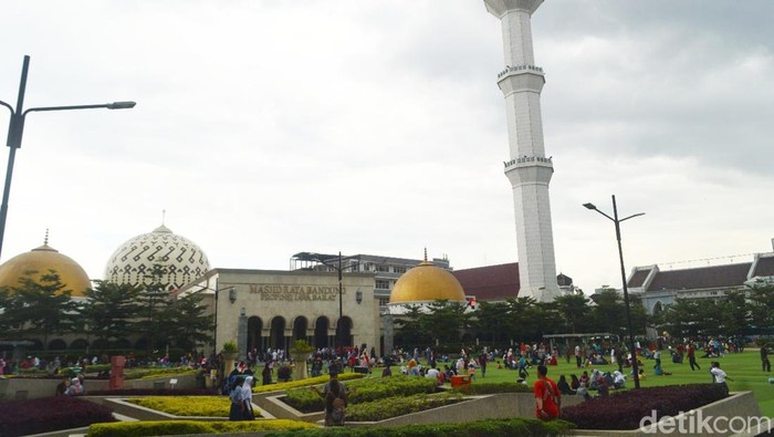 Alun-alun Bandung.