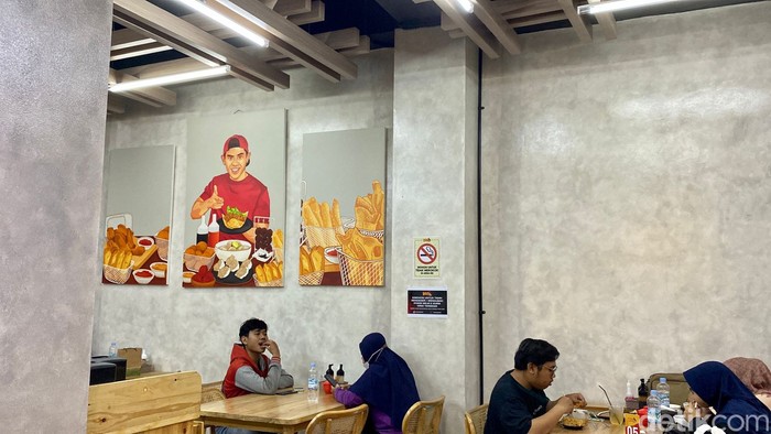 Bakso Bara: Sensasi Nikmat Makan Bakso Malang Tanboy Kun Pakai Gorengan