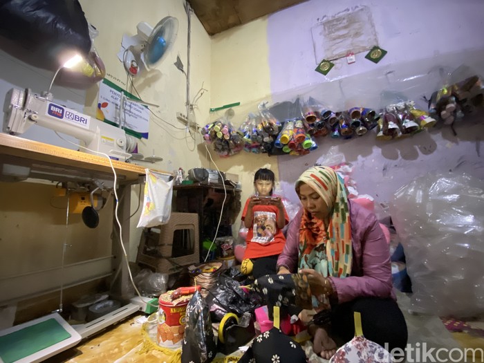 Boneka Ondel-Ondel Pasobi