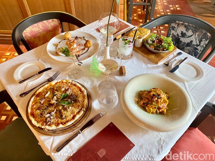 Di Restoran Ini Ada Berbagai Hidangan Natal dari Seafood khas Italia yang Unik