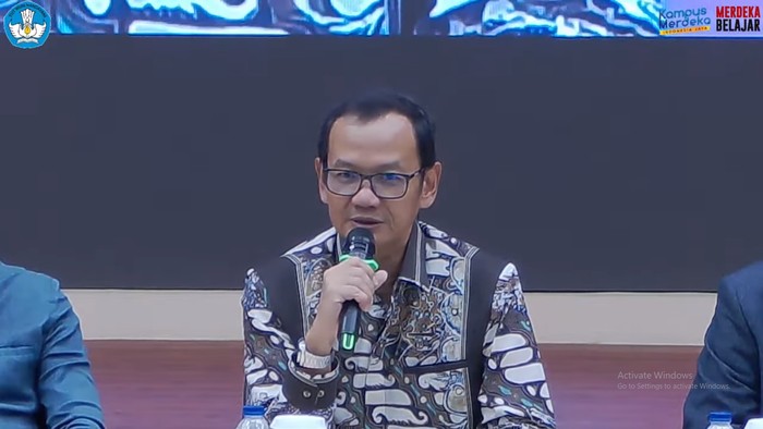 Dirjen Dikti Kemendikbud Prof Nizam