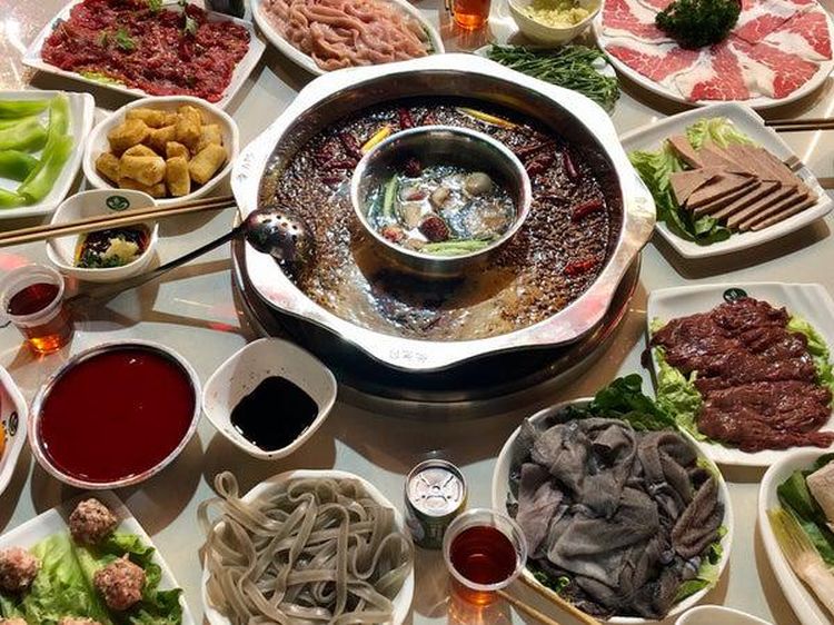 Gokil! Restoran Hot Pot Terbesar di Dunia Ini Bisa Tampung 6000 Orang