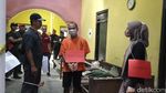 Potret Rekonstruksi Handono Habisi Fitriani Lalu Kubur di dalam Rumah