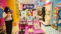 Sebanyak 6 karakter dari Muklay seperti Alfie si produktif, Louie & Lexie yang menggambarkan persahabatan suportif, Genie si baik hati, Gigi yang paling bisa diandalkan, Quinny yang paling unik dan kreatif, dan Ollie yang pintar dan kritis. 