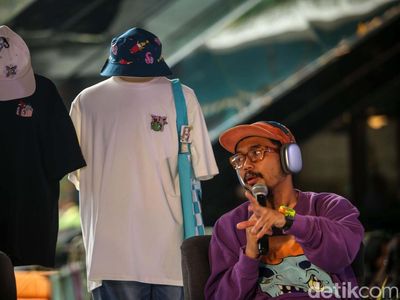 Karya Seniman Lokal Muklay di 85 Produk Ataru